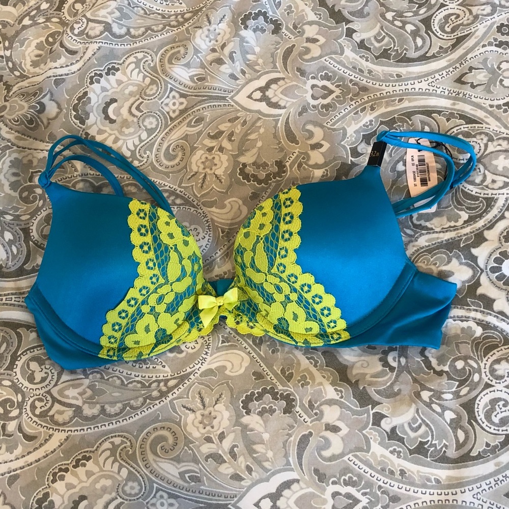 Victoria’s Secret NWT bra